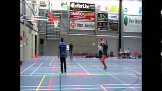 preview picture of video 'WAUW: Wethouder Scholten, gemeente Epe, opent nieuwe basketbalvelden pwa hal epe'
