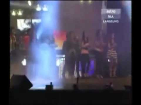 Konsert Tirai Akademi Fantasia 9 - Azri