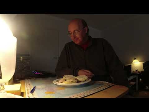 MongoTV_11122 - Min Frokost - BOLLER Med OST og HVIDLØGSPØLSE og PIKANTOST