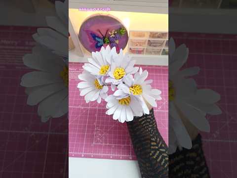 Cute Paper Daisy Flowers 🌼 | Simple DIY #shorts #diy