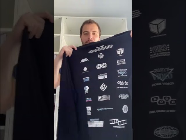 Vídeo relacionado con El Desván Nerd Monstruo de Las Cookies - Sudadera con Capucha para Hombre Color Azul Royal Talla XL