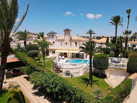 Video Prom.PF547 - Luxury villa with sea views for sale in Playa Flamenca, Costa Blanca.