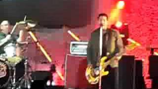 MxPx - Party, my house, be there (live @ Flevo 2008)