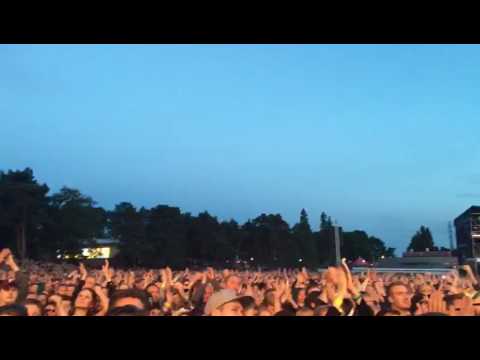 Foo Fighters - Let There Be Rock feat. Michael Monroe live Rock The Beach Finland