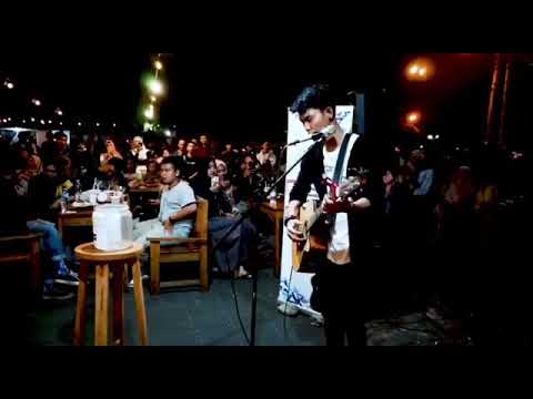 Suci dalam debu - Iklim By Tri Suaka