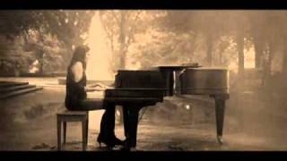 Beautiful Beautiful- Francesca Battistelli