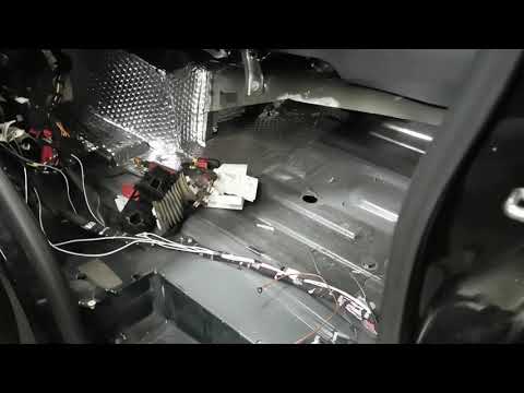 volkswagen transporter t5 golf R running gear and dash