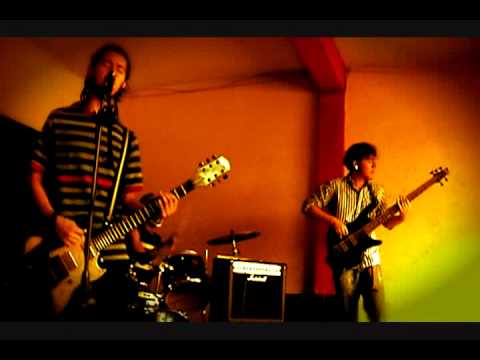 Las Spooky Dolls - Lizsong