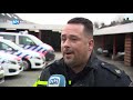 Fietsend meisje (15) in arm gestoken vanuit passerende auto