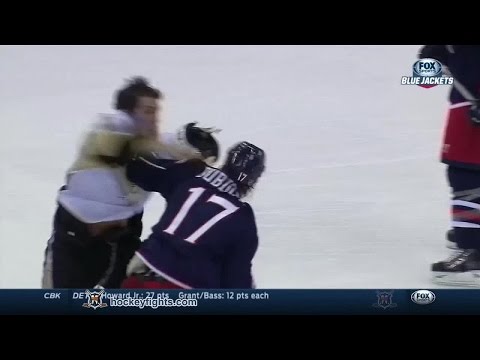 Steve Downie vs Brandon Dubinsky