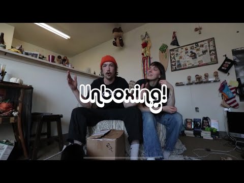 Wyatt Bray & Keanu Guidos - UNBOXING KEMDAMA