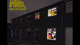 Arctic Monkeys - Old Yellow Bricks