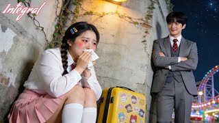 Une fille de 200 kg, harcelée, pleure de douleur—un PDG l’entend, la ramène chez lui et la protège！