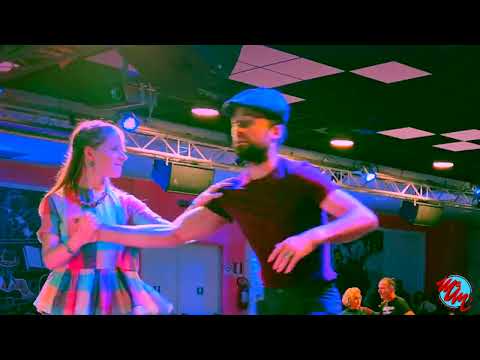 Salsa cubana stage liv. intermedio - Cuidaita, Manolito Simonet y su trabuco