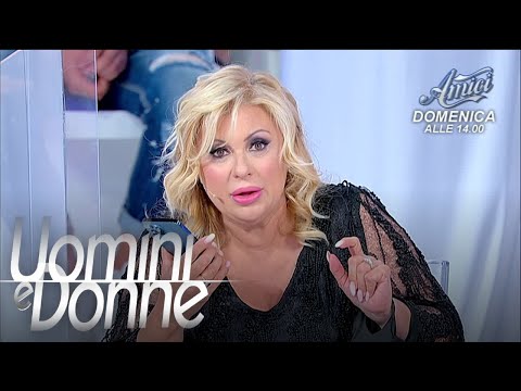 Uomini e Donne, Trono Over - Tina al telefono con il centralino