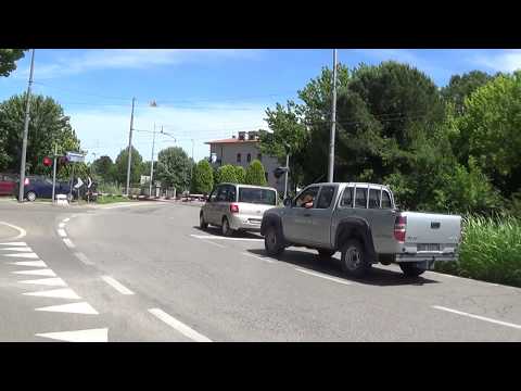 Passaggio a livello di via Savino - Budrio (BO) / Level Crossing / železniční přejezd