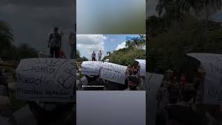 Download lagu Demonstran Loncat-loncat di Mobil Pejabat, Ditangkap Pas Aksi dekat Patung Arjuna #SHORTS mp3