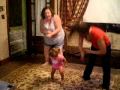 Ellie Tee Cee And MeyMey Rockin To Gabba Gabba