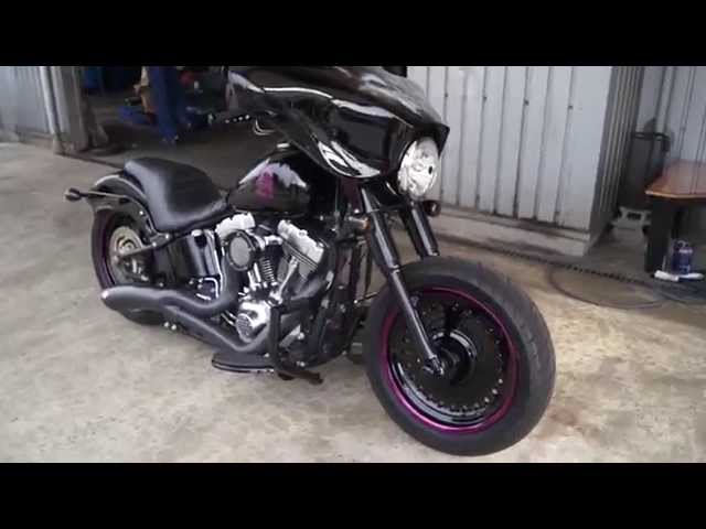 カスタムペイント　HARLEY-DAVIDSON FLSTFB