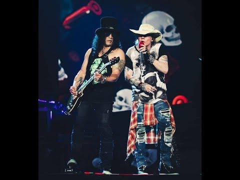 Guns N Roses - Live in Edmonton 2017 - Wichita Lineman (Glen Campbell Tribute)
