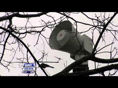 Tornado Siren Story - WAVE 3 News 2/13/14