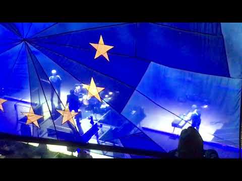 U2 Live Manchester 20/10/2018 New Years Day Snippet