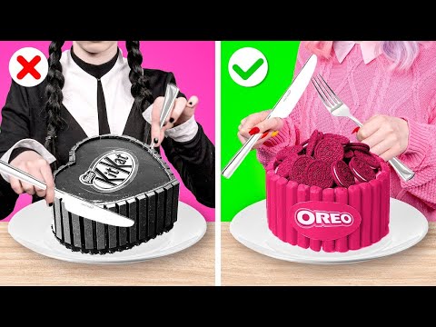 Desafío De Comida: Merlina VS Enid 🍩| ¡Desafío De Comida: Negro vs Rosa por TooLala