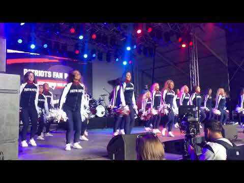 New England Patriots Cheerleaders at Super Bowl 53 Fan Rally - Vanessa Fattizzo