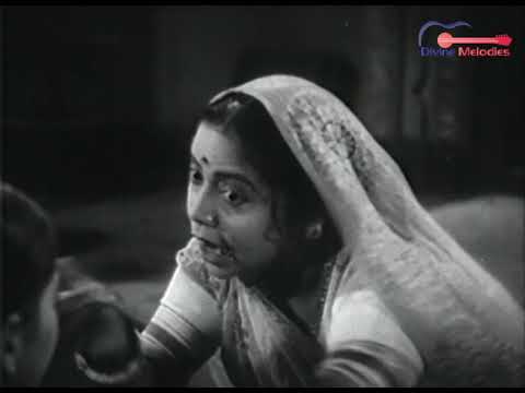 चाची जी मोरी चूहा कोठे के बीच — वीडियो थंबनेल