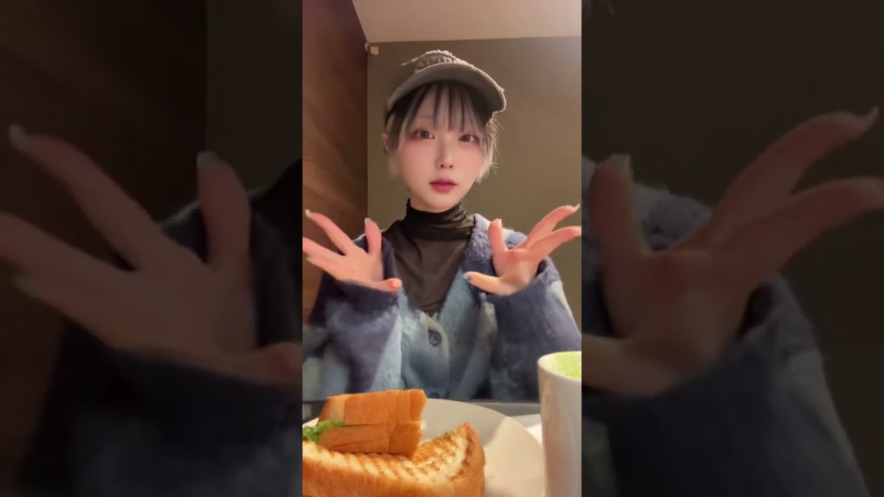 周りにバレないようにちっちゃく🙊#踊ってみた