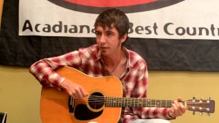 Mo Pitney: &#39;Clean Up On Isle Five&#39; Live in the Lobby