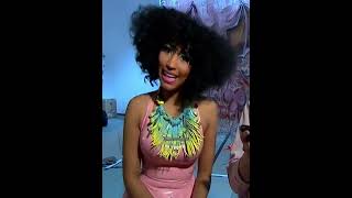 Nicki rapping Bottoms Up with a fan 😂 #nickiminaj #shorts #viral