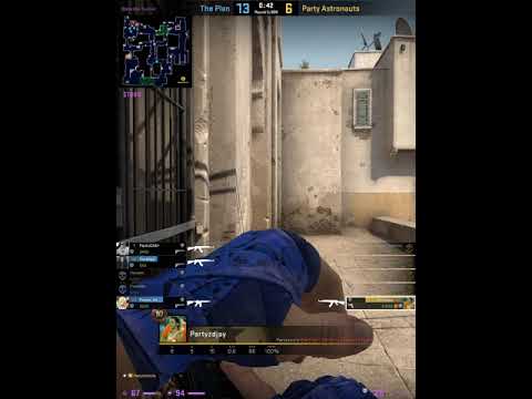 OMG! djay vs 4. Dust2. O PLANO vs. Party Astronauts at cs_summit 8 Open Qualifier 1