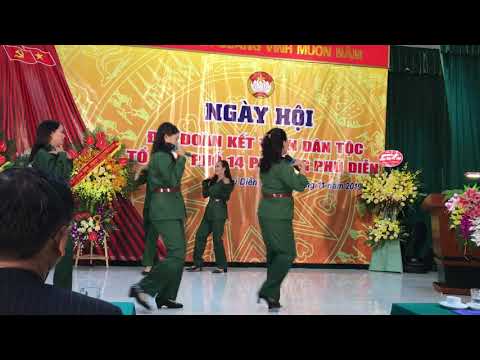 Thể hiện bởi Tốp ca