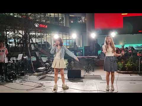 iWish @ Siam Walking Street - Siam【720p】