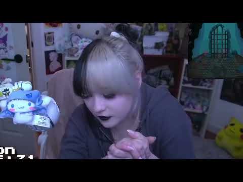 Streamer Girl Eats Farts