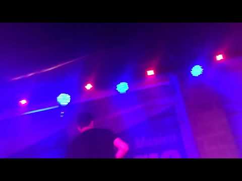 IZI - tutto apposto (feat. Sfera ebbasta) LIVE