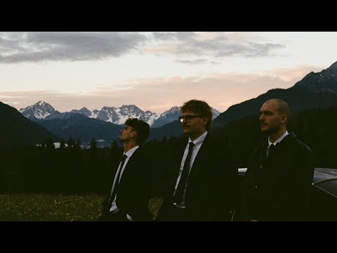 Superior Motive - Golden Hue (Official Music Video)