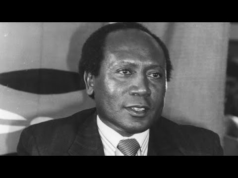 HISTORIA YA ROBERT OUKO | BY ANANIAS EDGAR & DENIS MPAGAZE