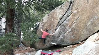 Video thumbnail of The Other Left Gold Crack. Tramway