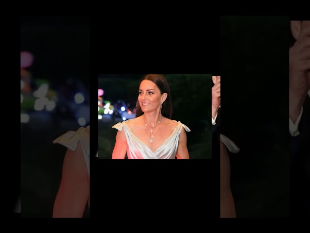 Vídeo relacionado con Conjuntos Collar y Pendientes Hoja De Plata De Ley S925 Perlas Cultivadas De Agua Dulce Mujer Infantil Regalo madre (Conjuntos)