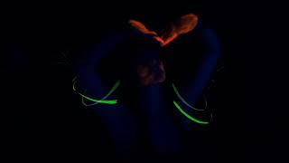 preview picture of video 'Sound Of Broellin - fluo video'