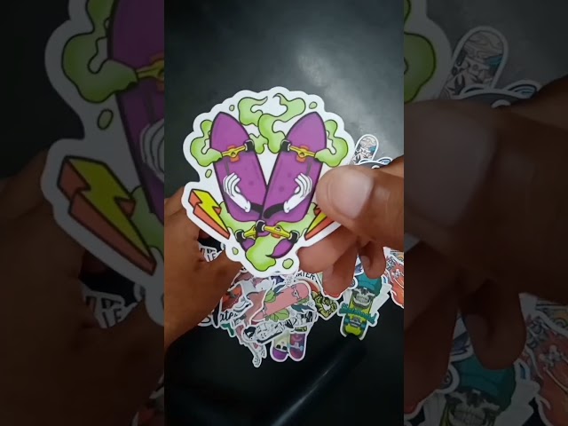 Vídeo relacionado con 200 Pegatinas Infantiles, Adolescentes y Adultos, Stickers Neon Chulos, Impermeable Vinilo Pegatinas para Botella Termica, Ordenador Portatil, Skateboard, Maletas, Laptop, Fiambrera, Patinete, etc