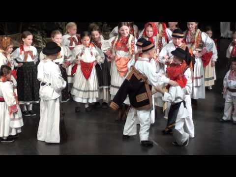 KUD "Dučec", Mraclin - "Igre mladića" - dječji svadbeni običaj u Zagrebačkom prigorju