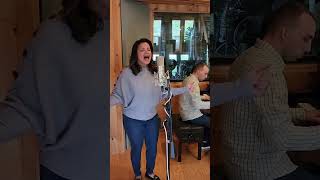 Kimberley Locke performs her song “Change” live in studio! #americanidol #singer #performer #sing