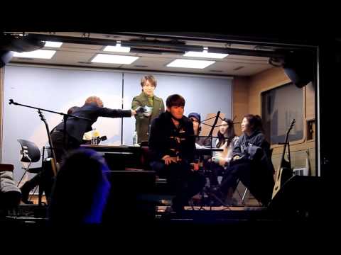 130130 Ryeowook singing "I Miss You" by Kim Beom-su (Sukira Open Concert)