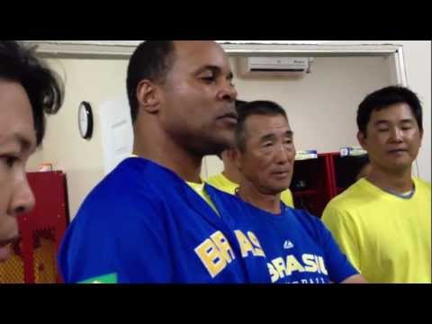 Cenas dos bastidores logo após a vitoria contra Panamá