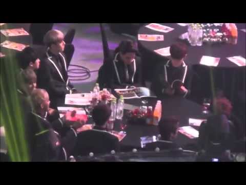 140123 EXO during A Pink NoNoNo Performance