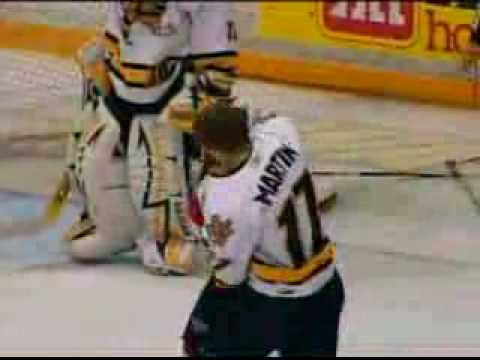 Michael Latta vs Matt Martin
