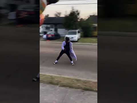 guy dressed up as Michael Jackson for Halloween. surprised people with #michaeljackson  moonwalk